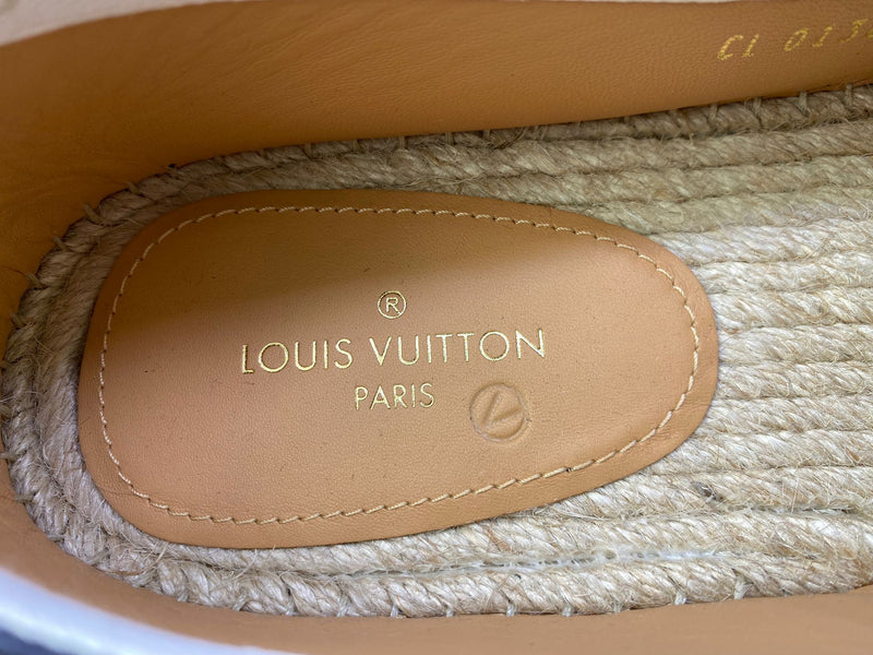 Cloth espadrilles Louis Vuitton Blue size 9.5 US in Cloth - 29785953