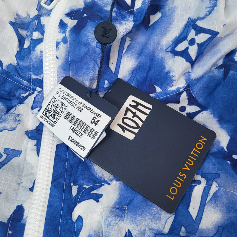 Louis Vuitton® Blue Watercolor Windbreaker  Модные стили, Кэжуал наряды,  Ветровка