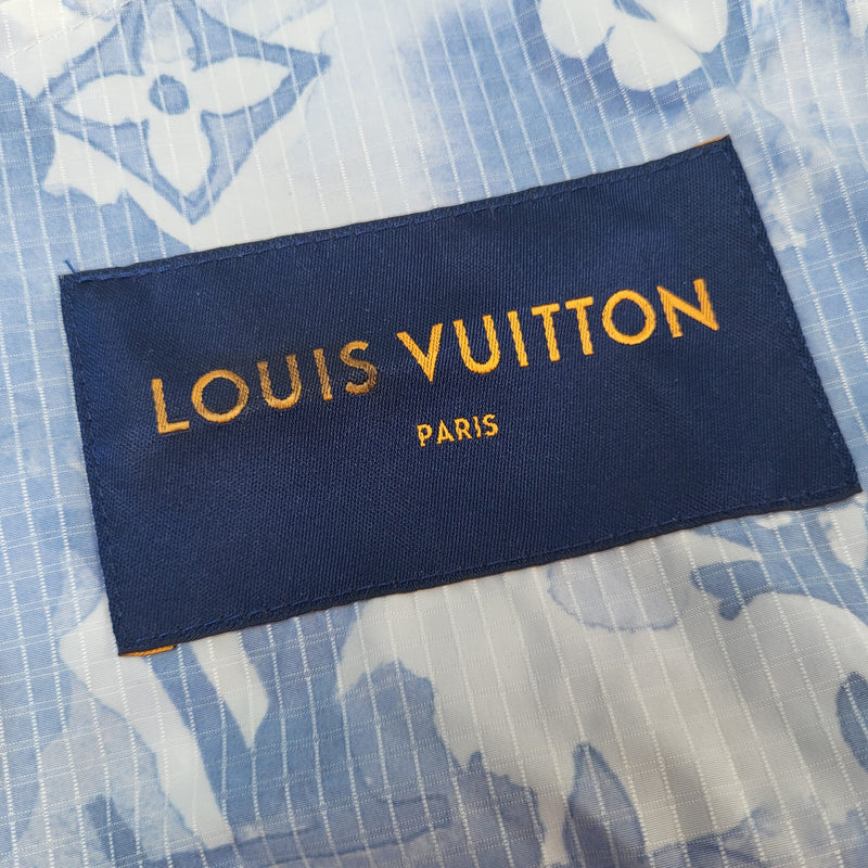 Louis Vuitton blue monogram watercolour windbreaker (2021) ในปี 2023