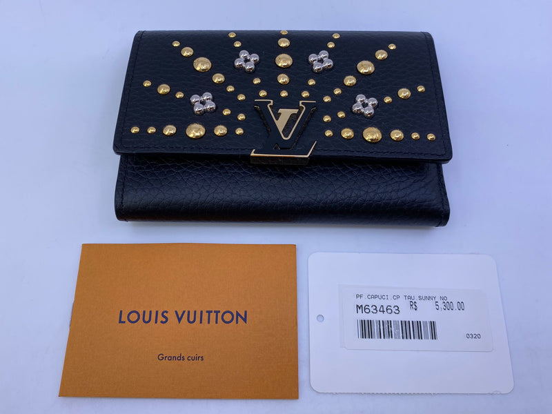 ❣Capucines Compact Wallet Scarlett - Neverfull Luxury Bag