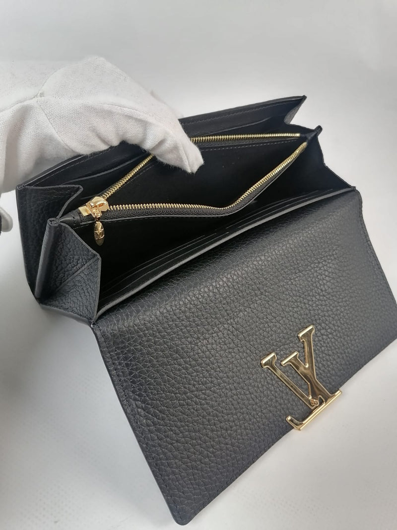 LOUIS VUITTON Authentic Women's Portefeuil Capucines Noir Black Wallet  Leather
