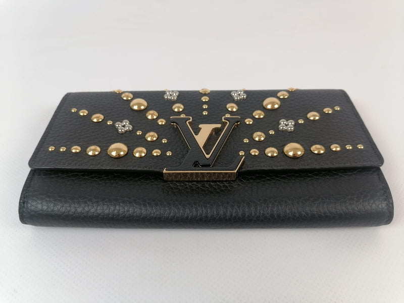 Louis Vuitton Women's Black Leather Capucines Sunny Wallet