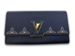 Louis Vuitton Women's Black Taurillion Leather Capucines Compact