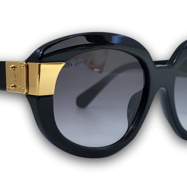 Louis Vuitton Charade Black E Women's Round Sunglasses Z1391E