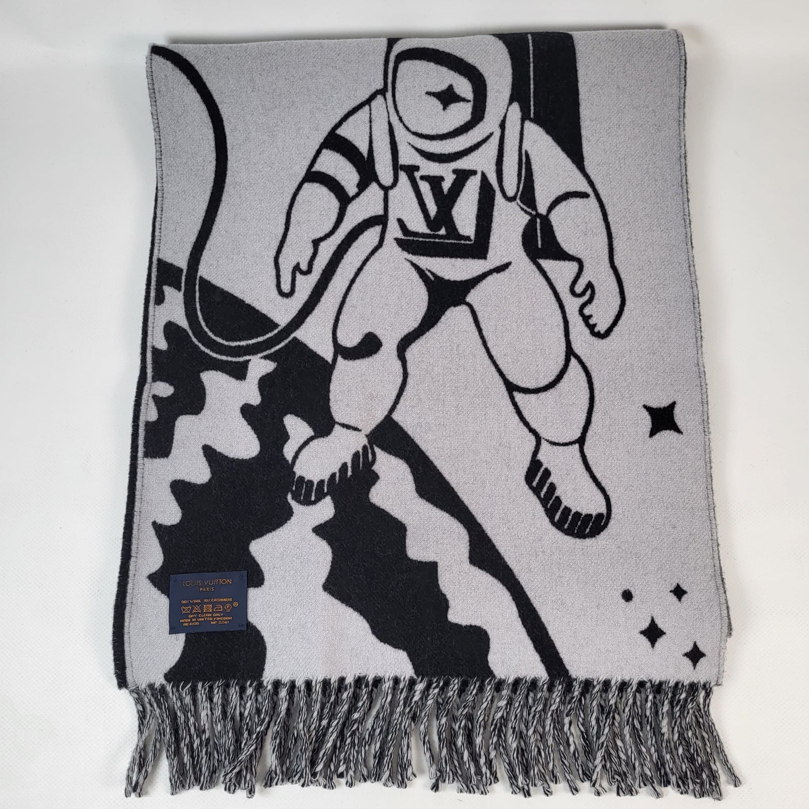 LouisVuittonCityLVSatelliteSca
