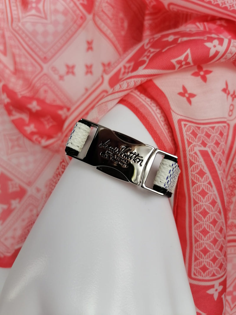 Louis Vuitton Daily Confidential Bracelet Monogram in Blue - Accessories  M6057E - $48.10 