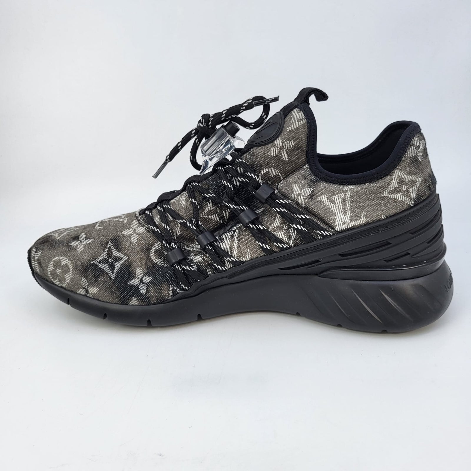 Louis Vuitton Black Monogram Denim Fastlane Sneaker  display picture 1