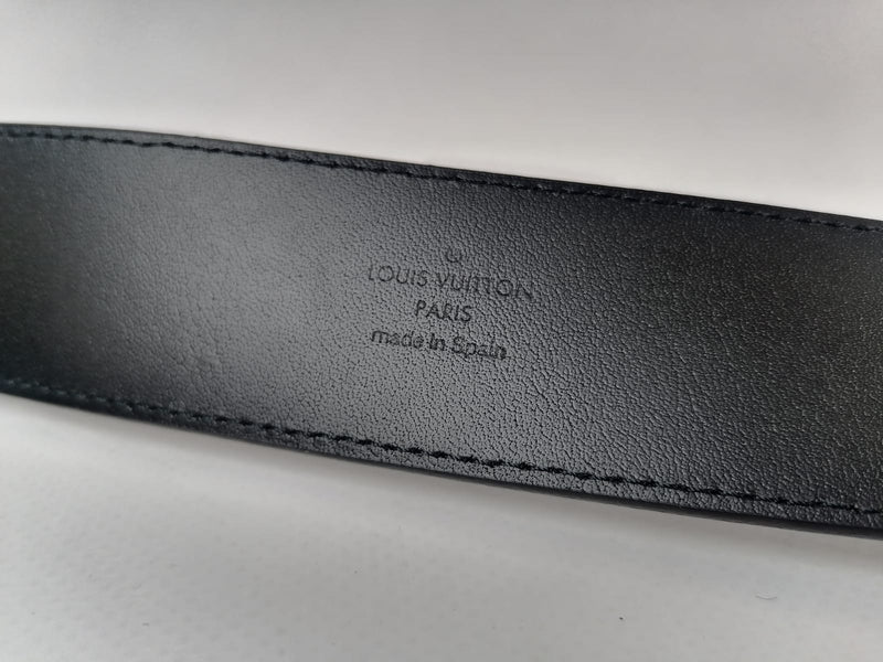 Louis Vuitton Black Taiga Leather LV Initiales Belt 95CM Louis Vuitton