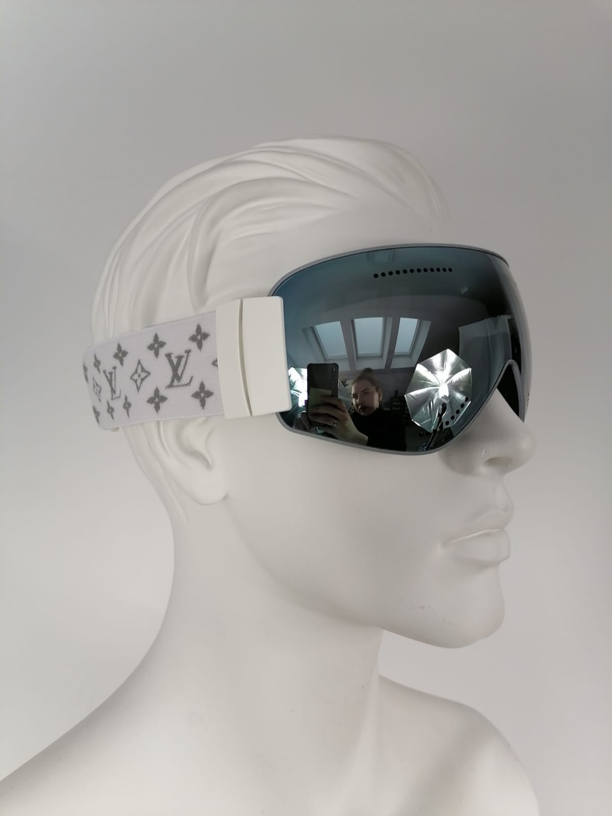 Louis Vuitton LV Intergalactic White Monogram Ski Goggles Z1171U