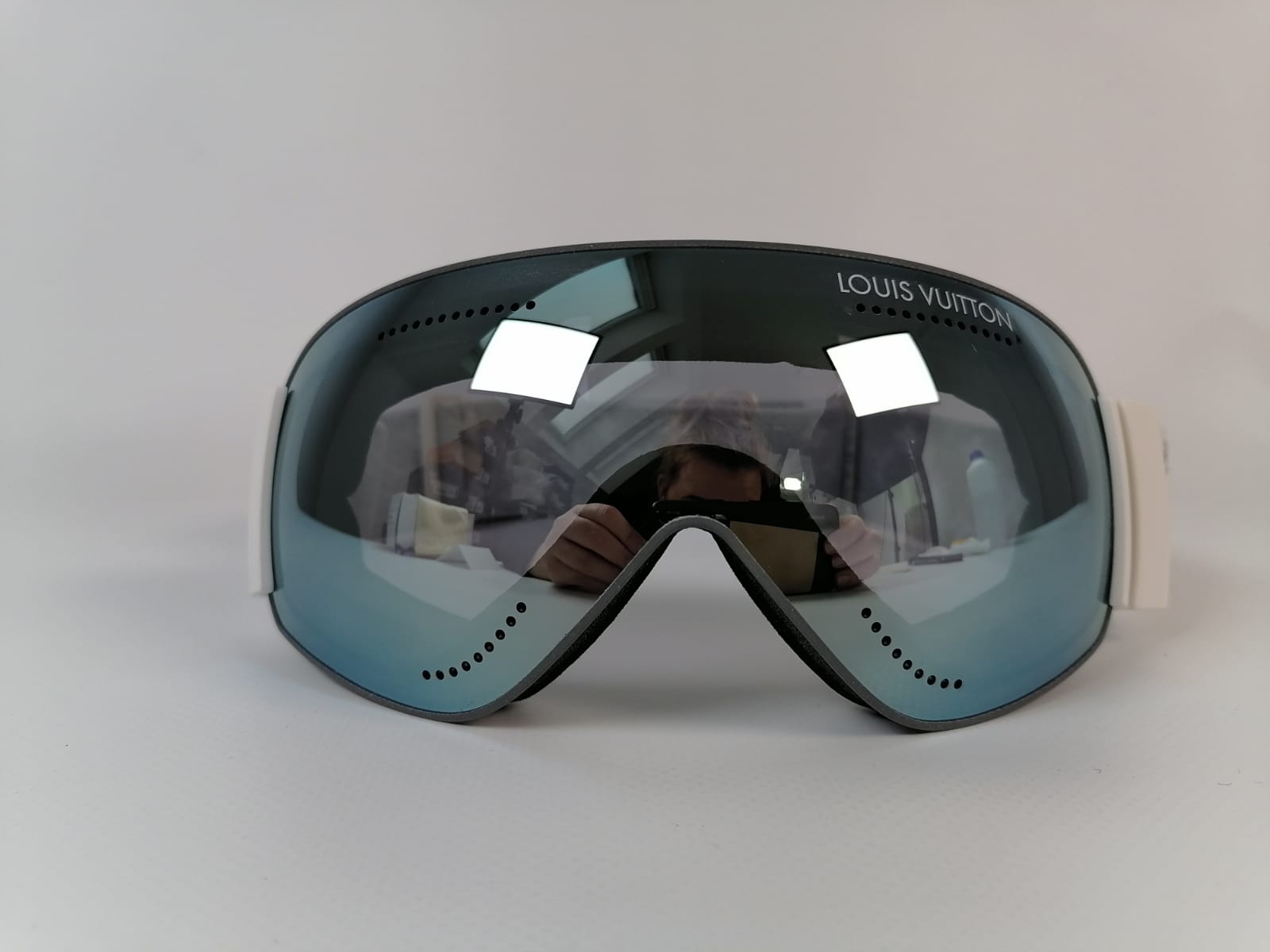 Louis Vuitton LV Intergalactic White Monogram Ski Goggles Z1171U