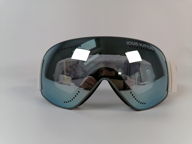 louis vuitton ski goggles Louis Vuitton LV Intergalactic White Monogram Ski Goggles Z1171U – Luxuria & Co