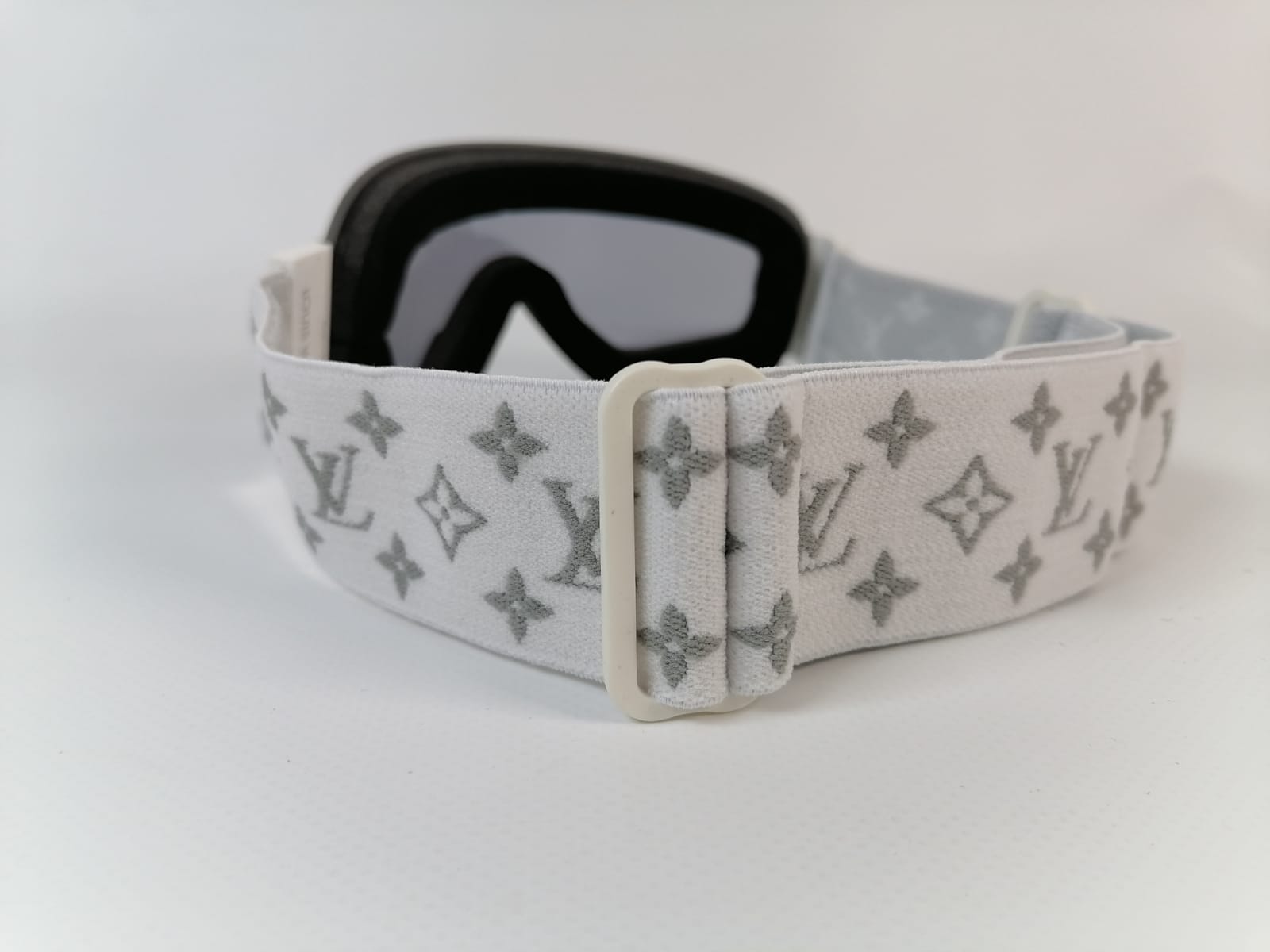 Louis Vuitton LV Intergalactic White Monogram Ski Goggles Z1171U