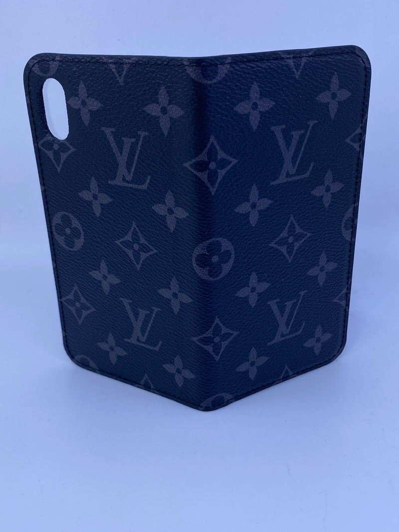 Sold at Auction: Genuine Louis Vuitton folio phone case for iPhone XR or  similar. Iconic LV design.Very slight sign of wear otherwise exceptional  condition.
