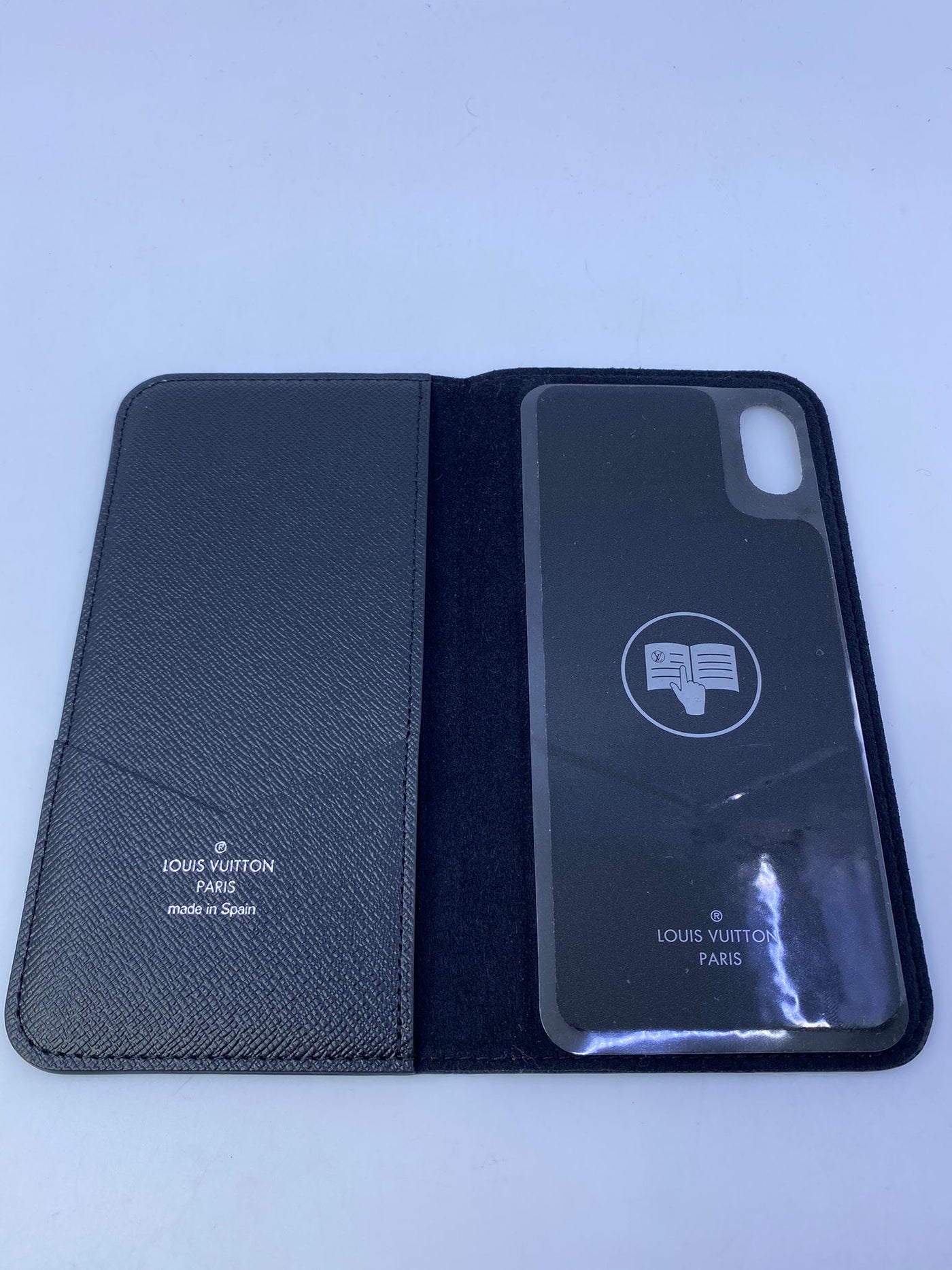 LOUIS VUITTON - ヴィトン iPhoneXR Louis Vuitton Monogram Eclipse Canvas iPhone XR Folio Case