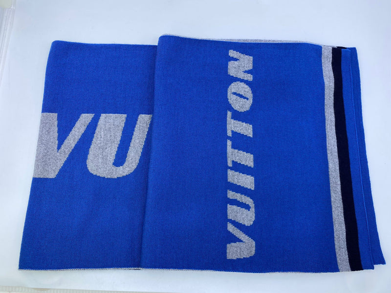 Louis Vuitton Men's Blue Gray 100% Wool LV Forward Scarf