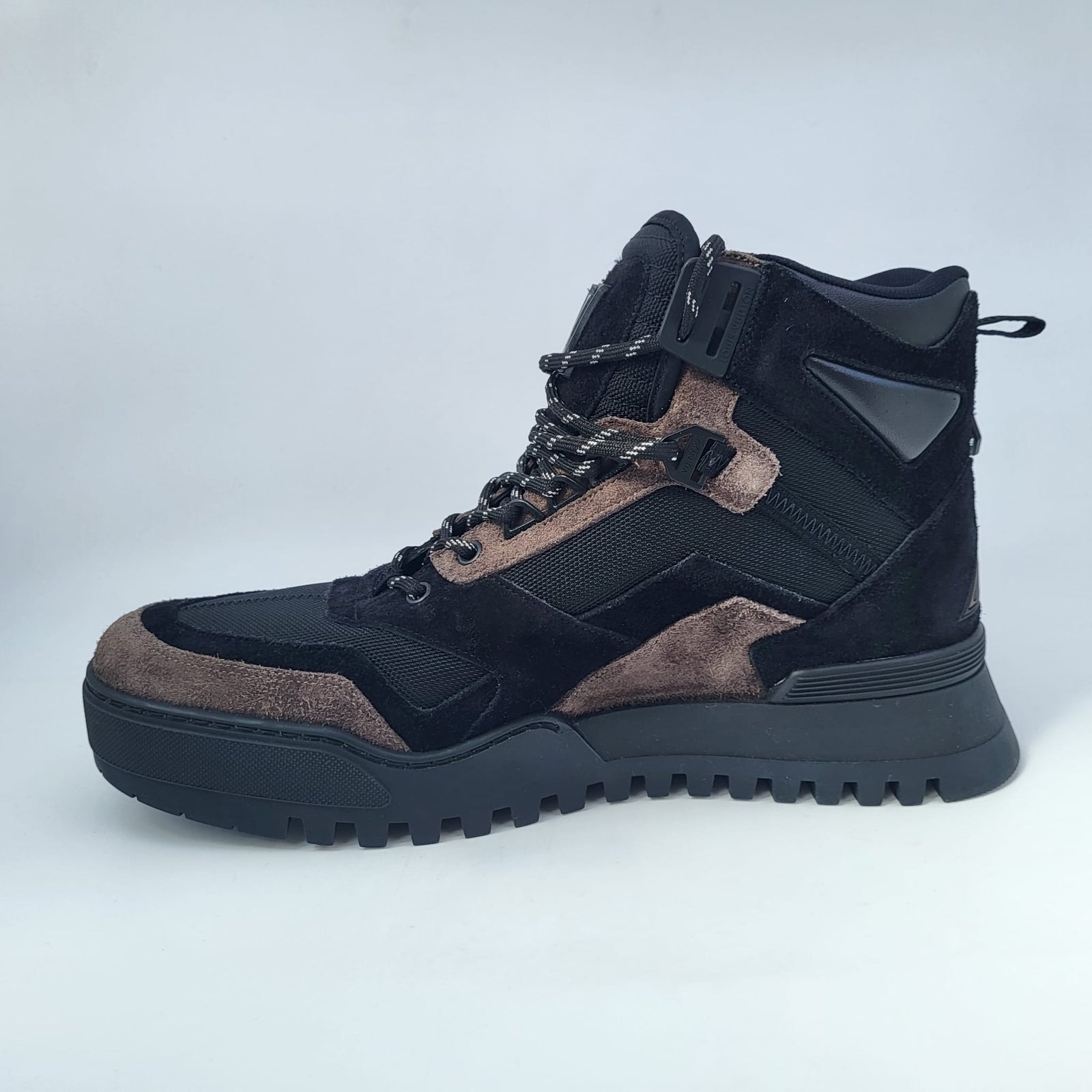 Louis Vuitton Hiking werkstoffe Boots