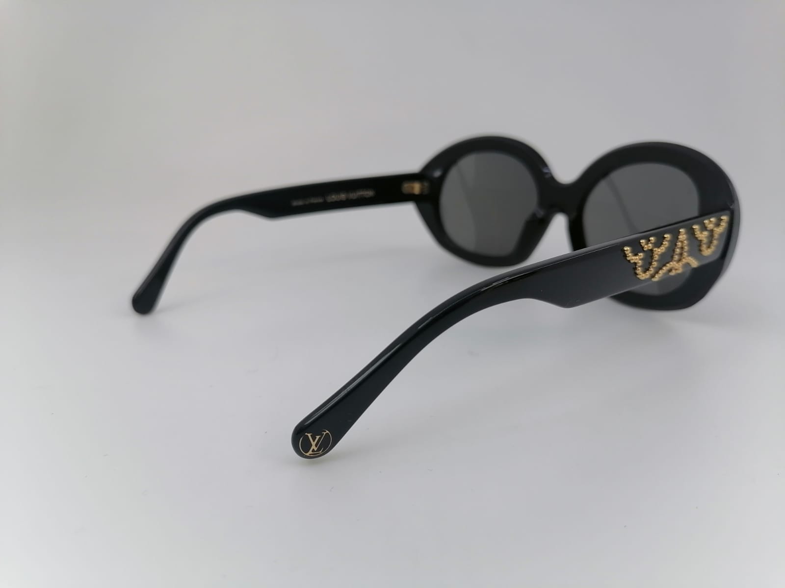 Louis Vuitton Women's La Piscine Studs Black U Sunglasses Z1049U
