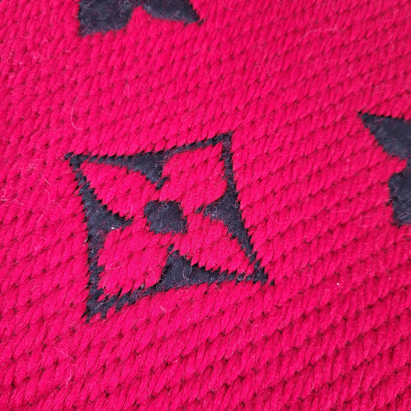 Louis Vuitton LV Logomania scarf red Khaki Leather ref.236376 - Joli Closet