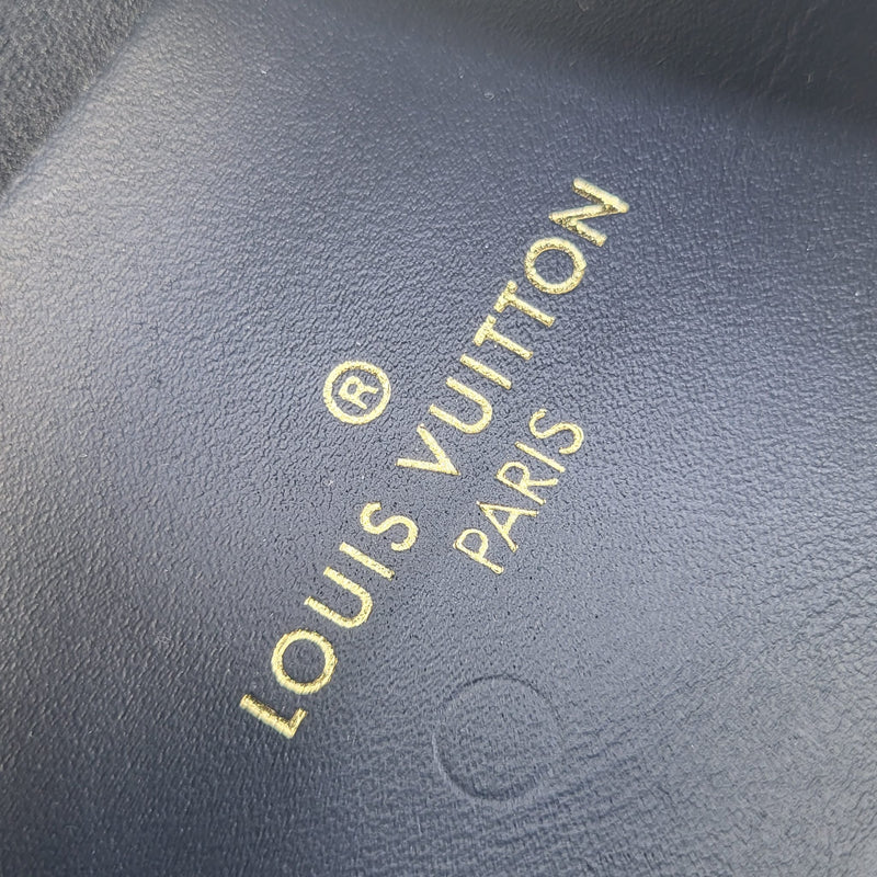 Louis Vuitton Men's Black & Gray Terry Cloth Luxembourg Sneaker – Luxuria &  Co.
