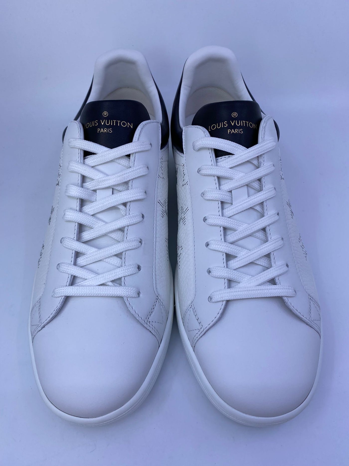 Louis Vuitton Men's Leather Monogram Luxembourg Sneaker – Luxuria