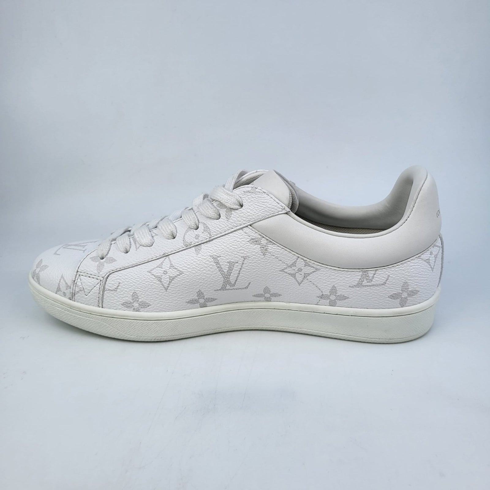 Louis Vuitton Luxembourg Monogram Sneakers 9 (280) 135272415 Louis Vuitton Luxembourg LV Monogram Sneakers White Leather  main image 2