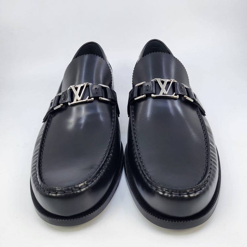 Louis Vuitton Men's Black Glazed Calf Leather Major Loafer