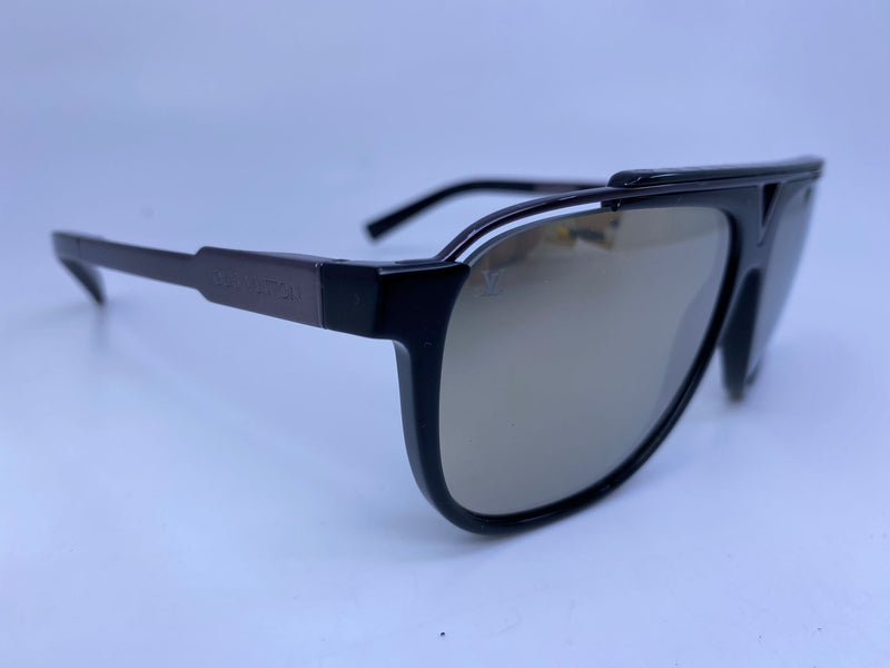Mascot Black Silver W Sunglasses