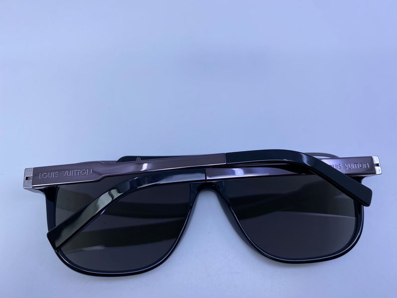 Louis Vuitton Blue & Black / Grey Z1022W LV Player Aviator Sunglasses Louis  Vuitton