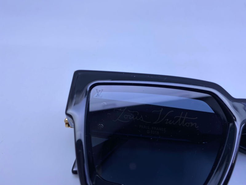 Louis Vuitton Men's Black 1.1 Millionaire Sunglasses Z1165W – Luxuria & Co.
