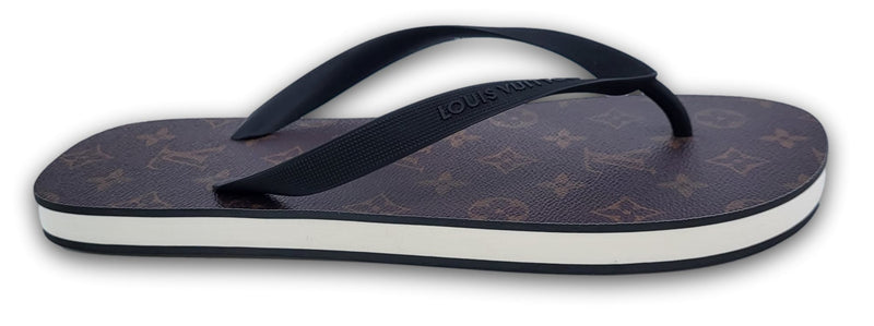 Leather flip flops Louis Vuitton Purple size 40 EU in Leather