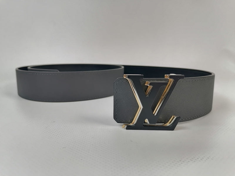 Louis Vuitton LV Optic 40mm Reversible Belt Grey Leather. Size 90 cm