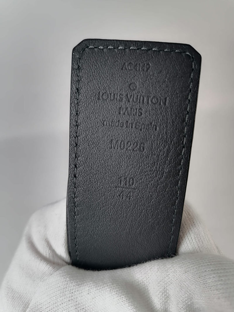 Louis Vuitton Men's Black Leather LV Optic 40 MM Reversible Belt M0226 –  Luxuria & Co.