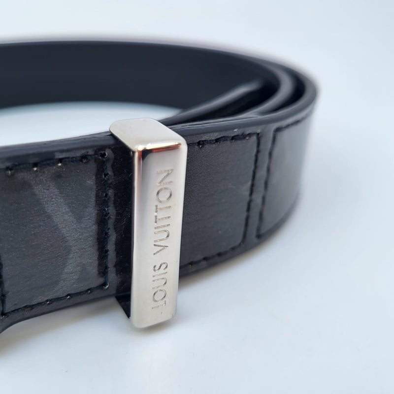 Louis Vuitton LV Initiales 35mm Reversible Belt Grey Monogram Eclipse. Size 85 cm