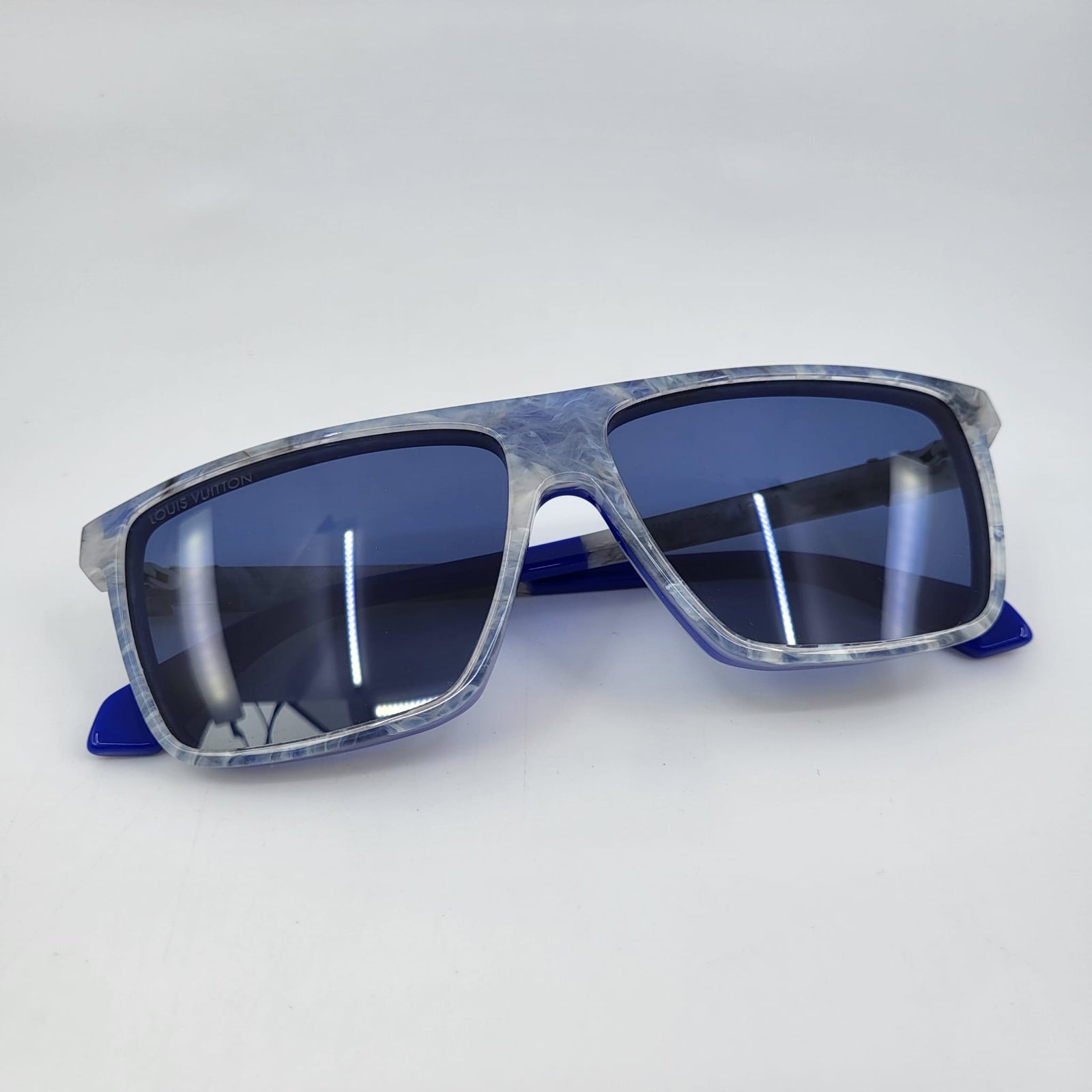 LOUIS VUITTON Z1272E サングラス ポートランド Louis Vuitton Men's Acetate Portland Grey Blue E Sunglasses
