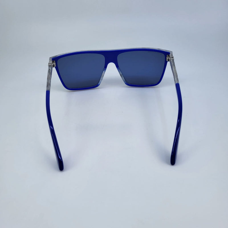 Louis Vuitton® LV JEWel Cat Eye Sunglasses Gradient Blue. Size U