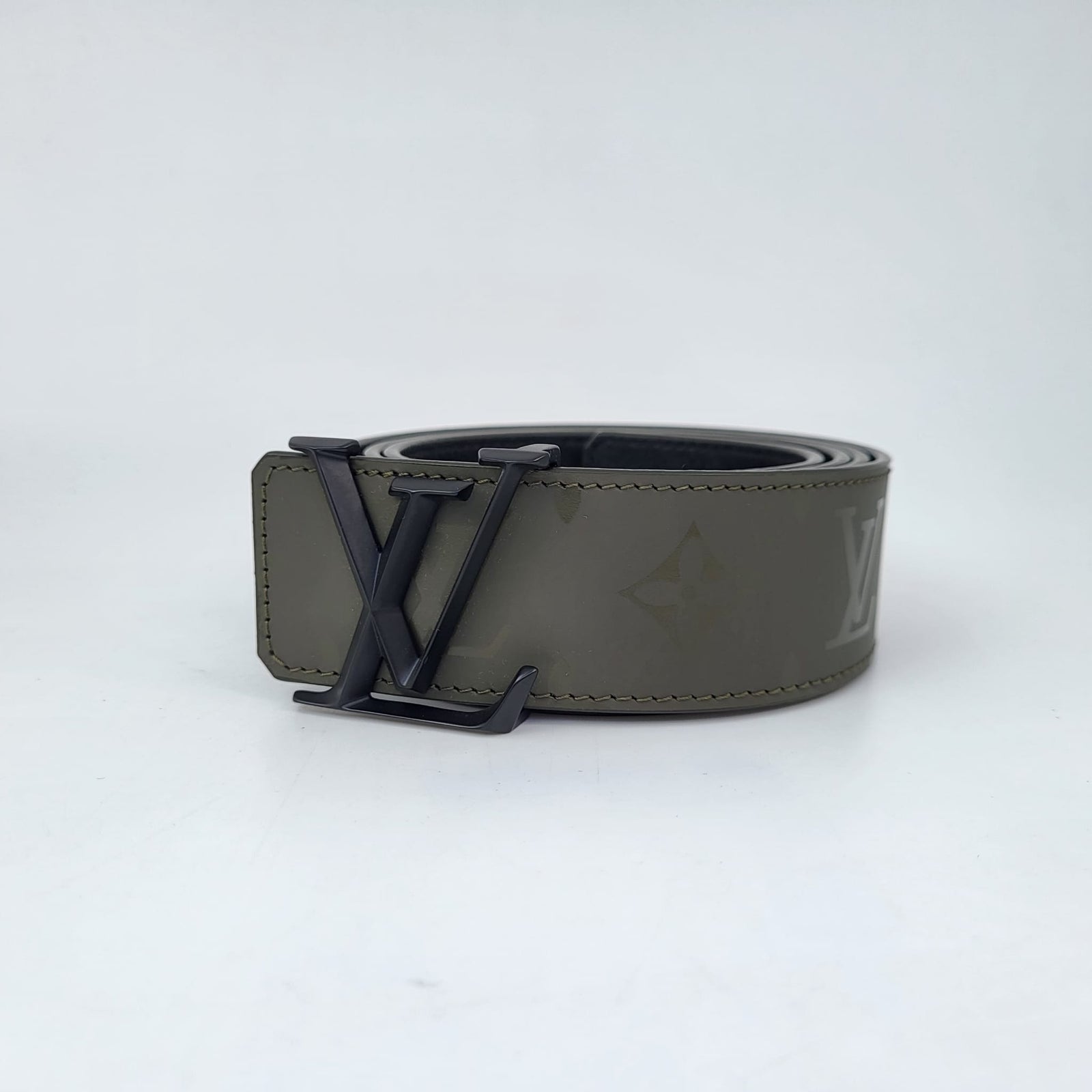 Louis Vuitton Men's Anthracite Reversible LV Pyramide 40 MM