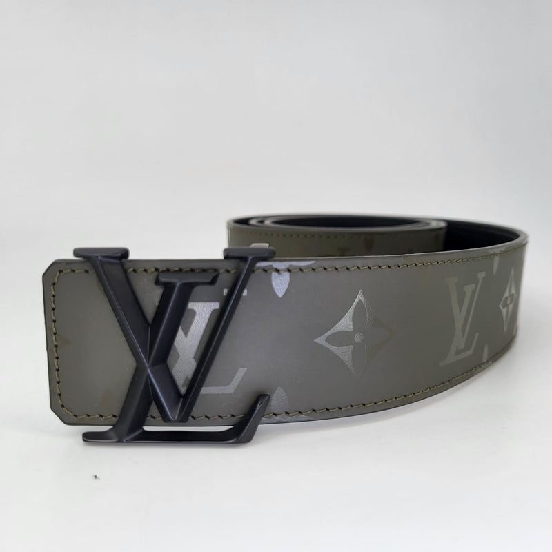 Louis Vuitton LV Initiales 40mm Reversible Grey Monogram Eclipse. Size 95 cm