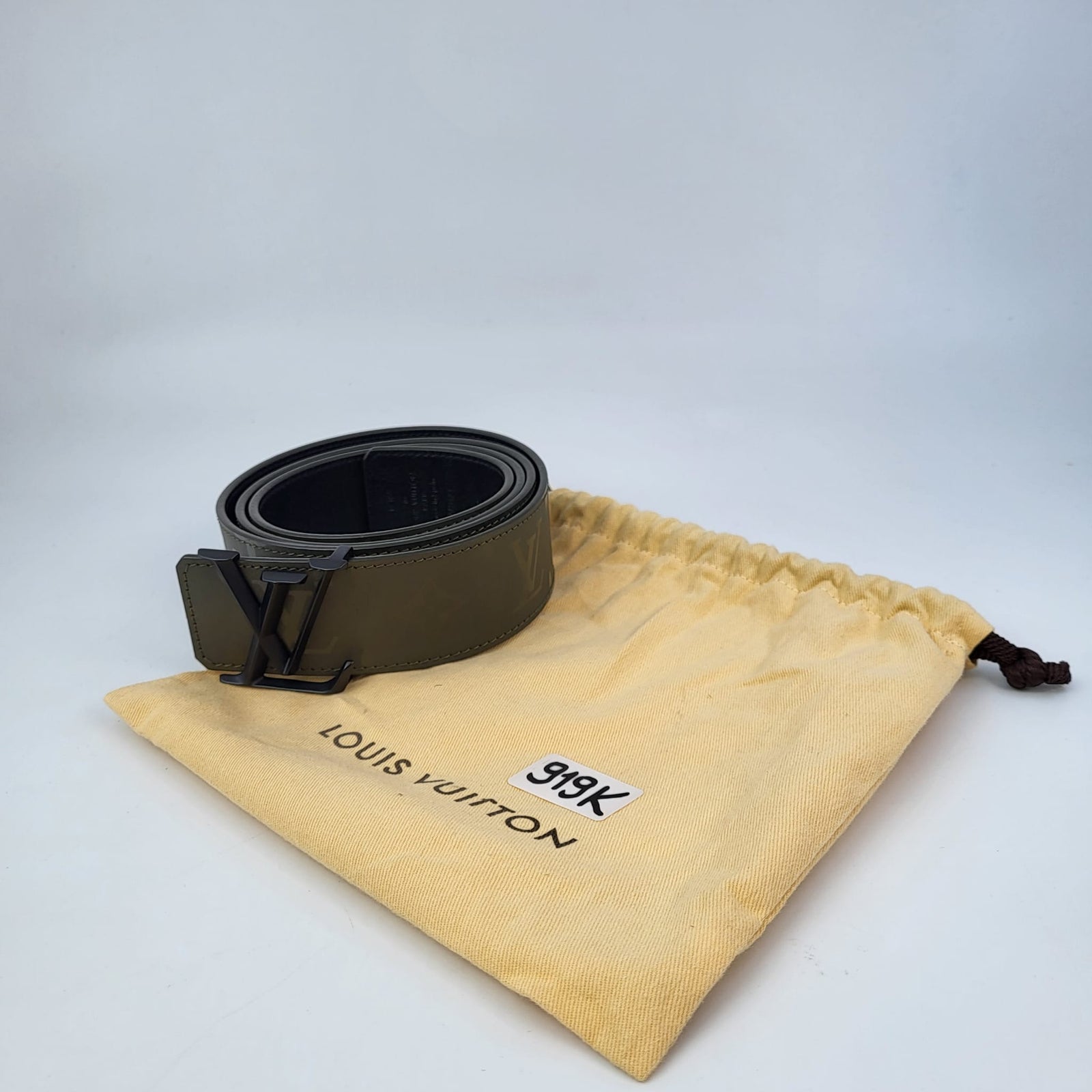 Louis Vuitton Men's Anthracite Reversible LV Pyramide 40 MM Belt