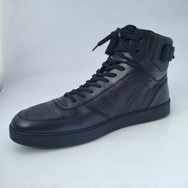 Louis Vuitton Rivoli Sneaker BLACK. Size 09.5