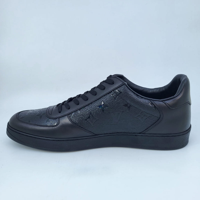 Louis Vuitton® Rivoli Sneaker Black. Size 12.0