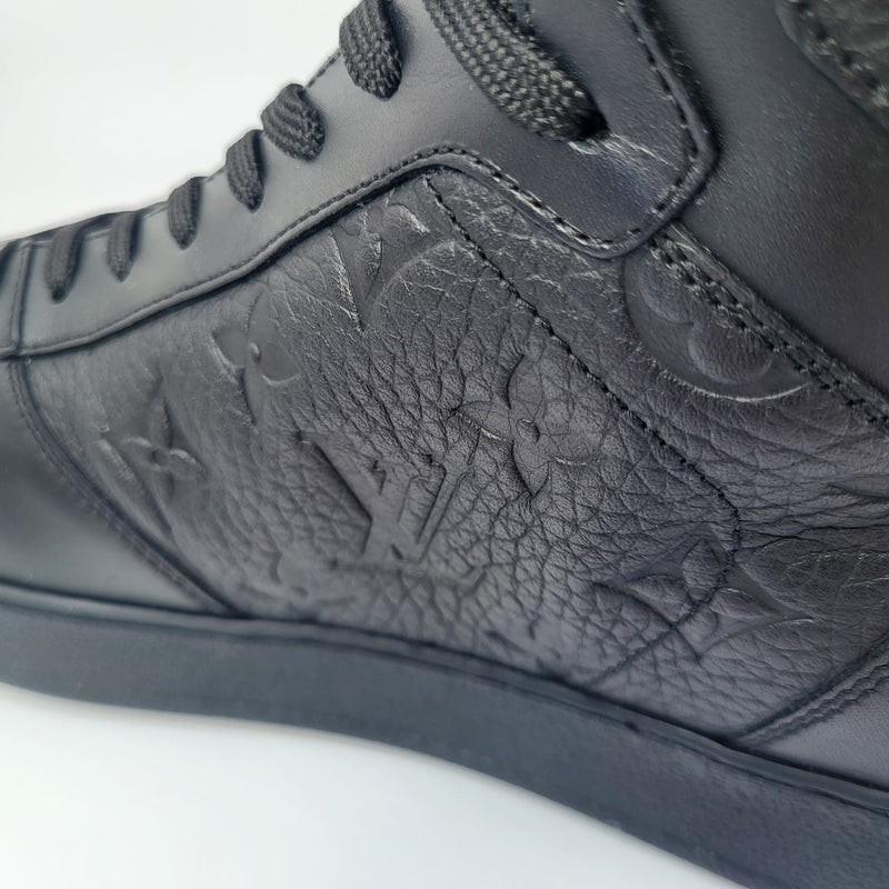 LV Louis Vuitton Rivoli Sneaker Monogram Black Unboxing 
