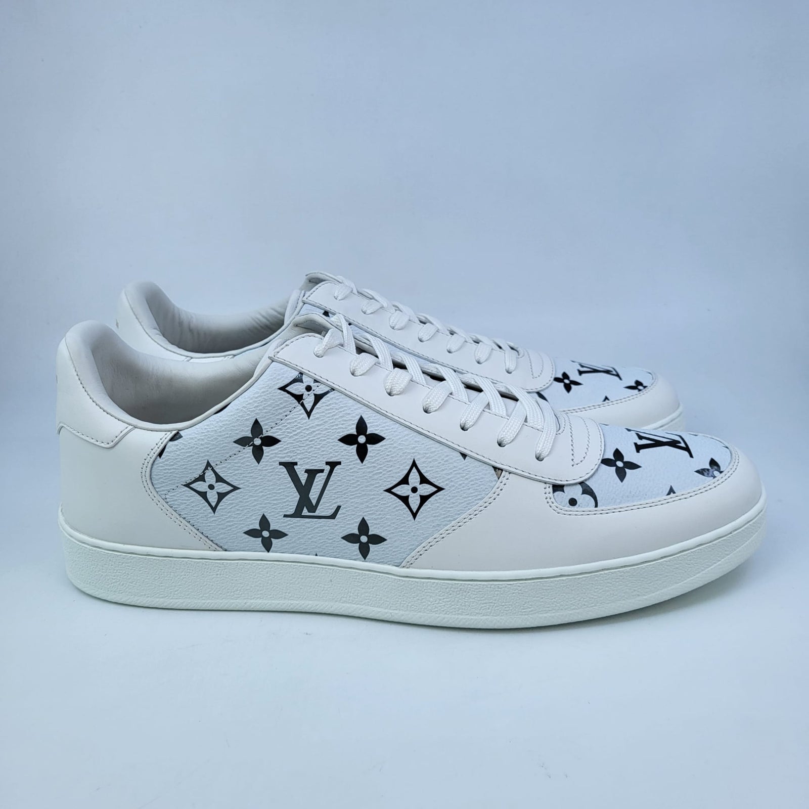 パリ直営店買付【Louis Vuitton】LV Remix クロワッサンMonogram パリ直営店買付【Louis Vuitton】LV Remix クロワッサンMonogram