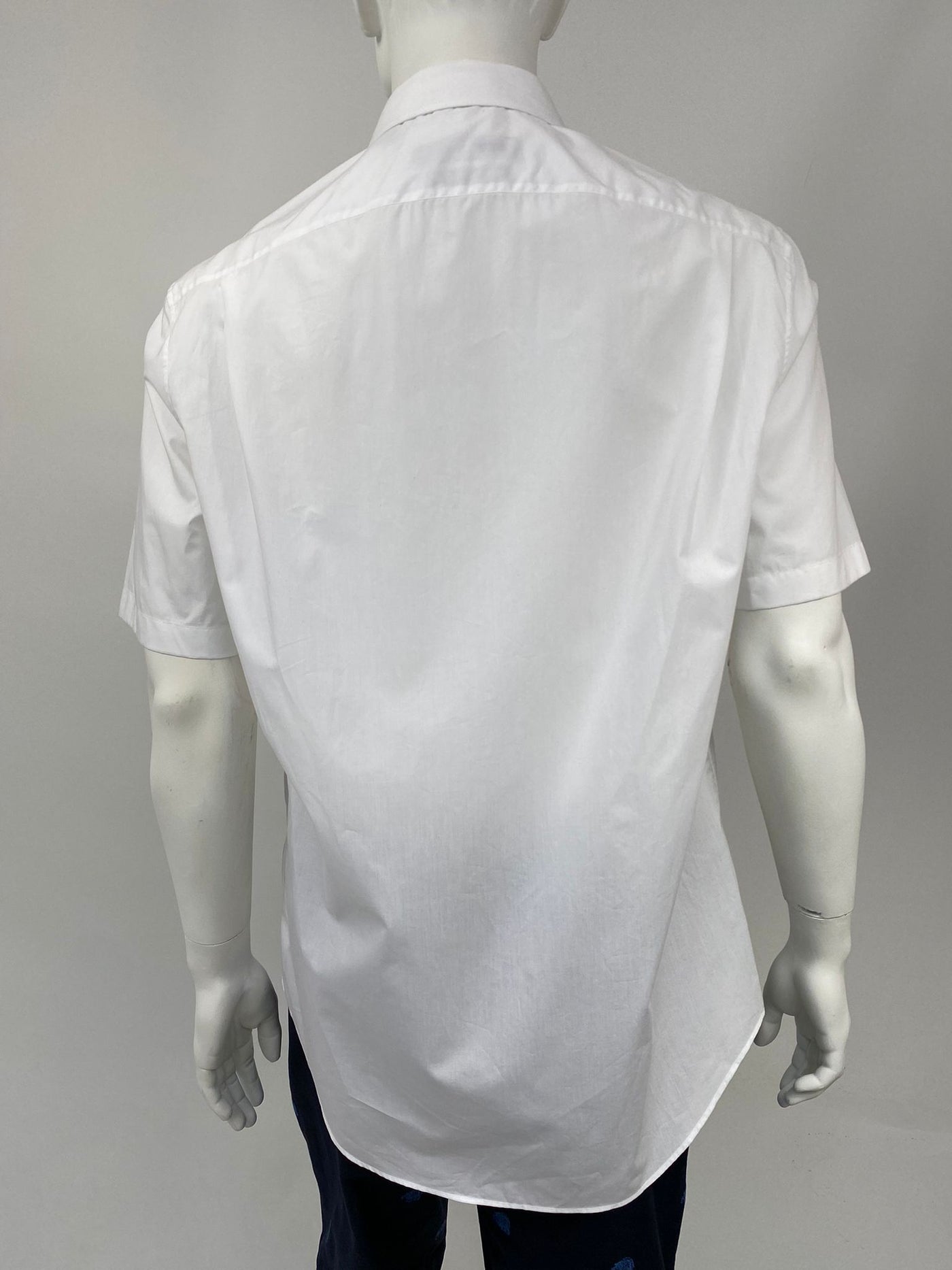 louis vuitton white dress shirt Authentic Louis Vuitton Uniforms White Long Sleeve Dress Shirt Sz. 39 Excellent