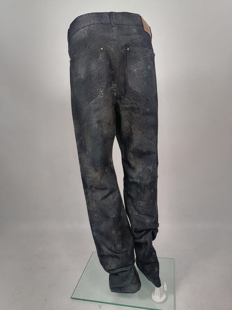 Louis Vuitton LV Spray Denim Pants Multico. Size 32