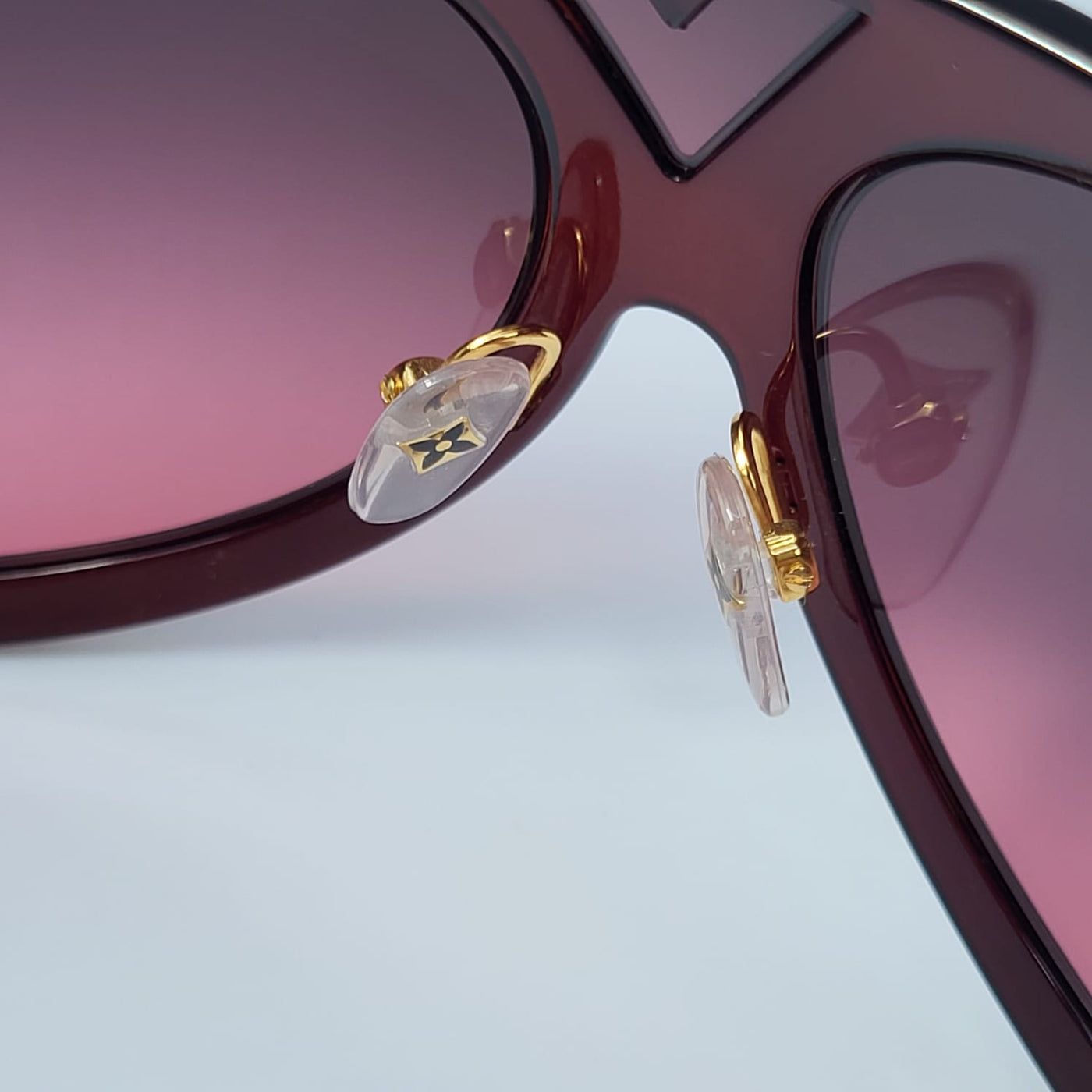 Louis Vuitton Women's Purple Acetate After Hours E Sunglasses Z0953E