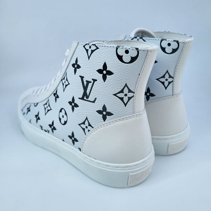 Louis Vuitton Converse.  Louis vuitton pattern, Converse, White