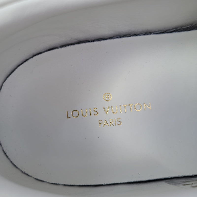 Louis Vuitton Men's 8.5 US Trocadero Richilieu Monogram Tie Dye Sneaker  s27lv98 at 1stDibs