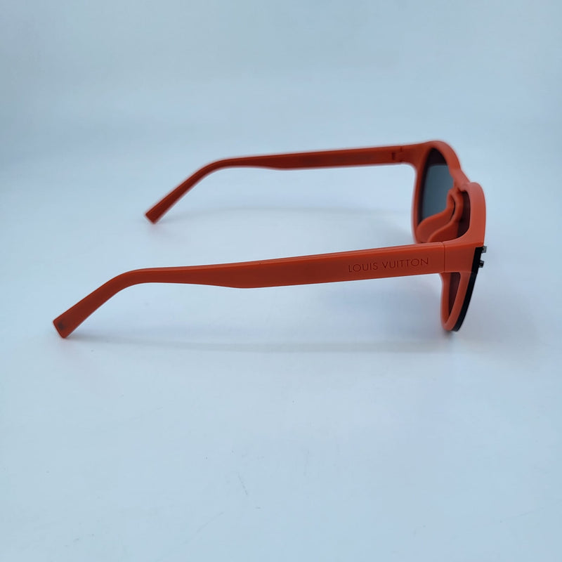 Shop Louis Vuitton MONOGRAM Lv Waimea Round Sunglasses (Z1666E) by Bellaris