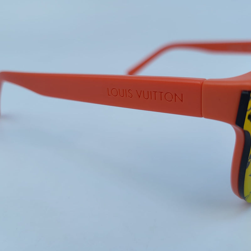Louis Vuitton LV Waimea Round Sunglasses Yellow Plastic. Size E
