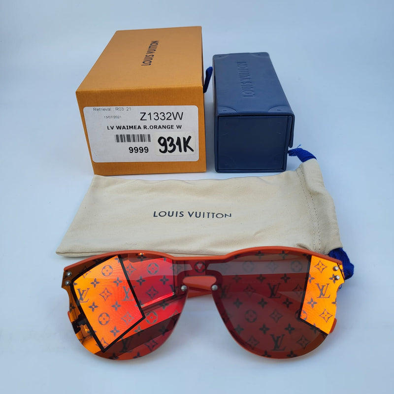 Louis Vuitton LV Waimea Square Sunglasses Yellow Plastic. Size W